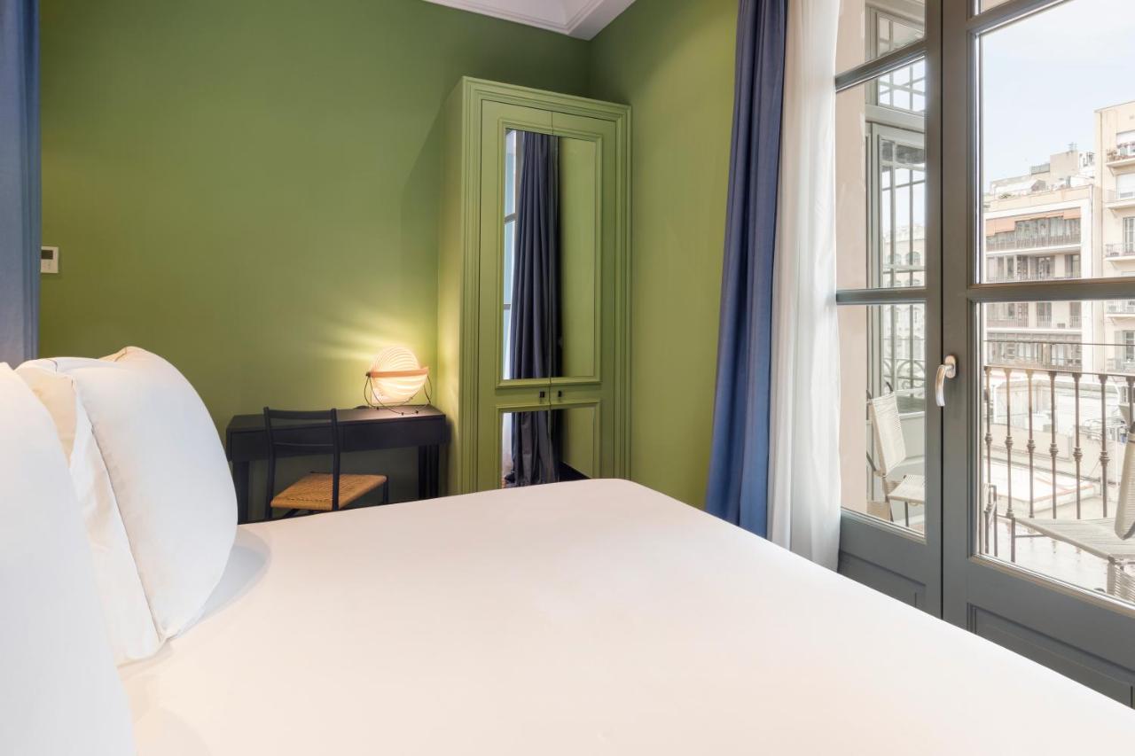 One Shot Arago 3* Barcelona