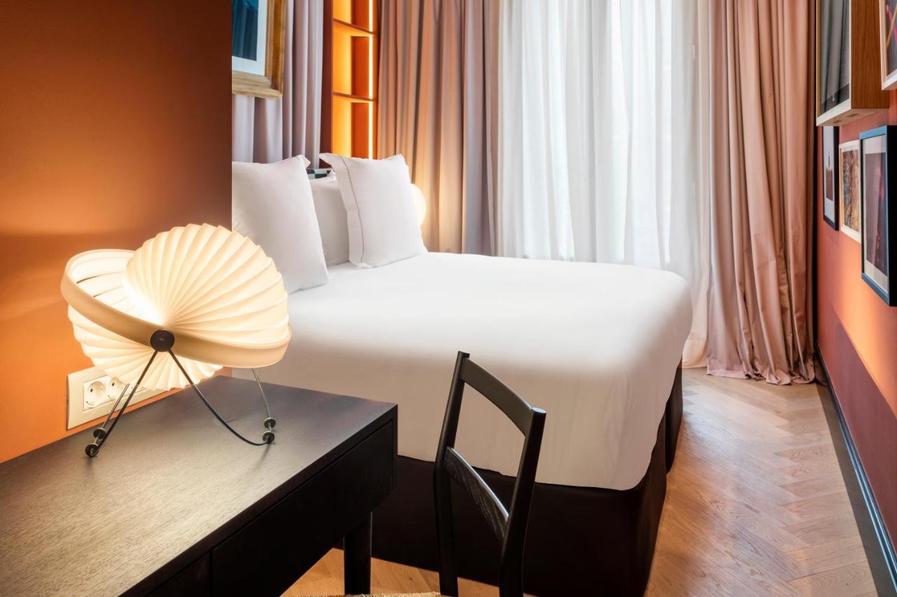 One Shot Arago 3* Barcelona
